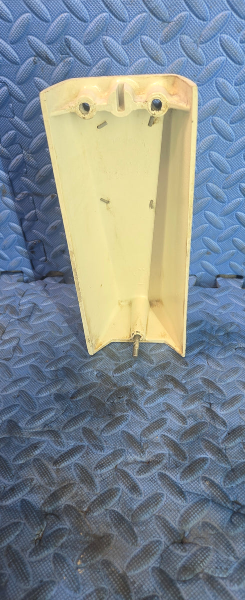 Volvo Penta AQ 200 Outdrive Shift Cover 3 Screw – VolvoPentaAndrew