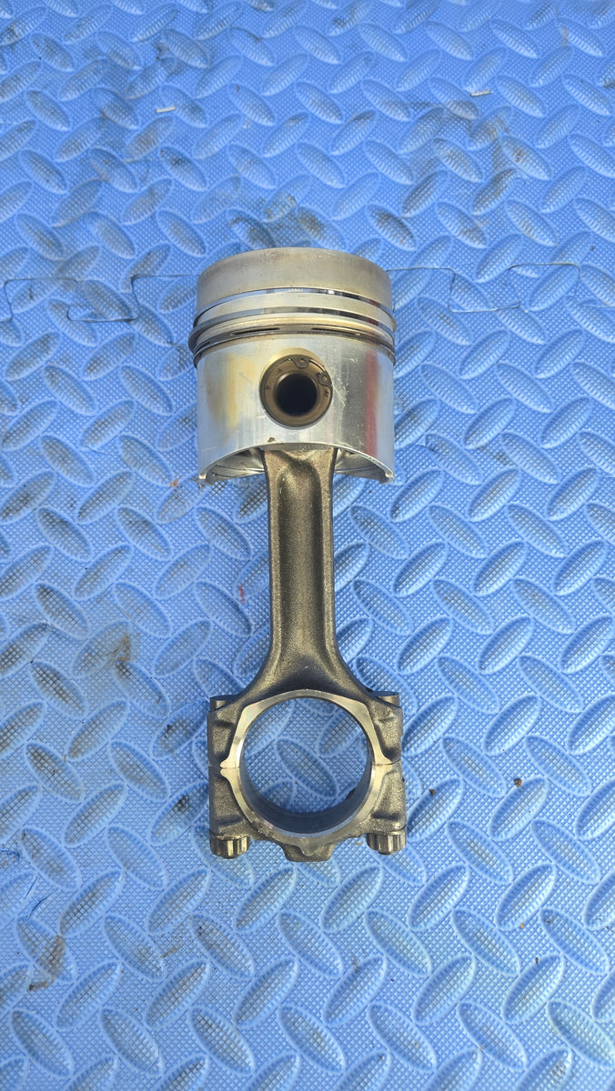 Volvo Penta 3 Cylinder Diesel Series 2000 2003 2003T Piston And Rod Se ...
