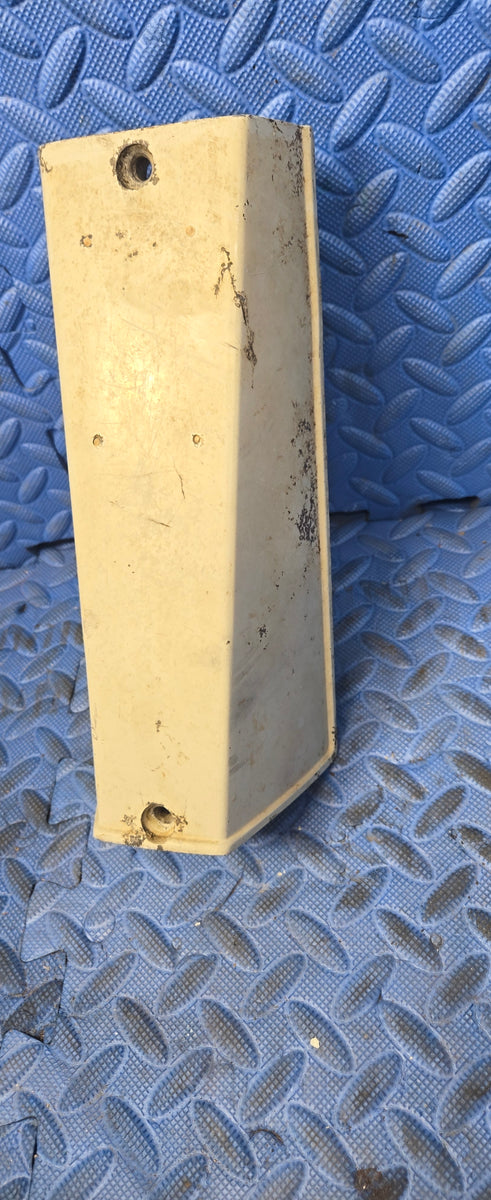 Volvo Penta Outdrive Shift Linkage Cover 270 275 280 285 290 851067 10 ...