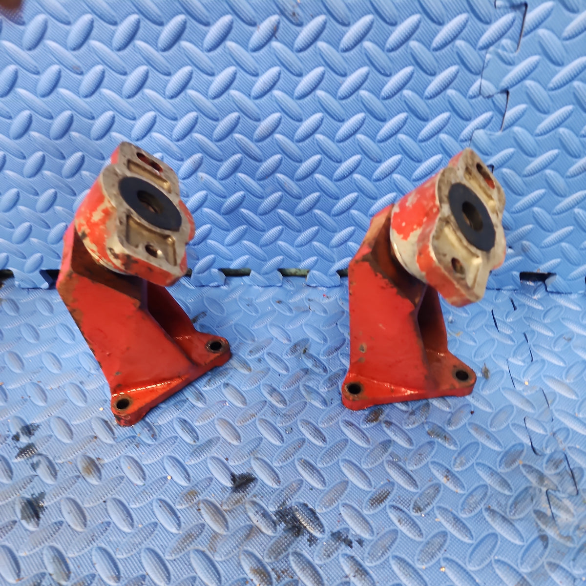 Volvo Penta AQ Series GM V6 V8 Engine Mounts And Rubber Cushion Set 83 ...