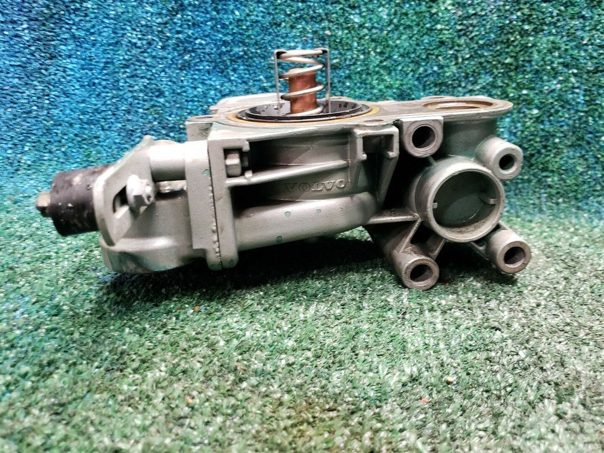 TATA　0527 Volvo Penta TAMD72 71 D7 Turbo Diesel Thermostat Housing 471780
